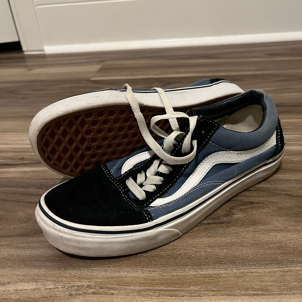 Light and dark blue vans!